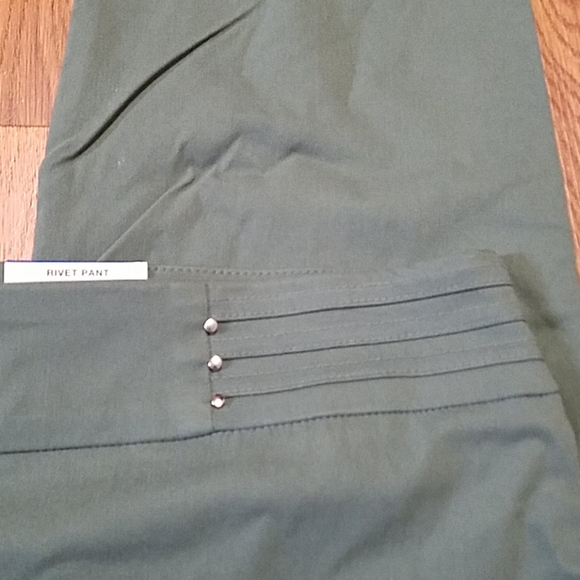 JM Collection Studded Pull-On Tummy Control Pants - Picture 4 of 7